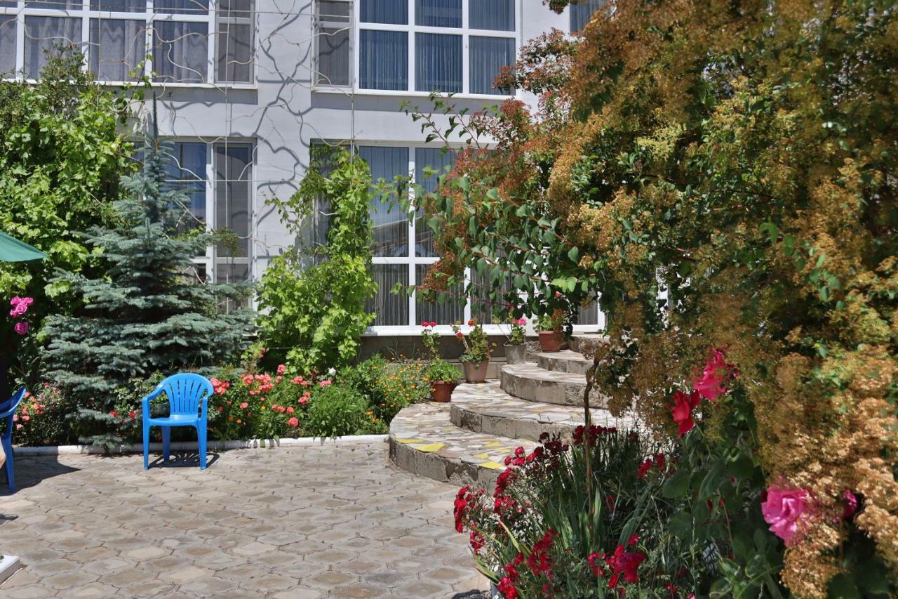 Panorama Hotel Cholpon-Ata Exterior foto